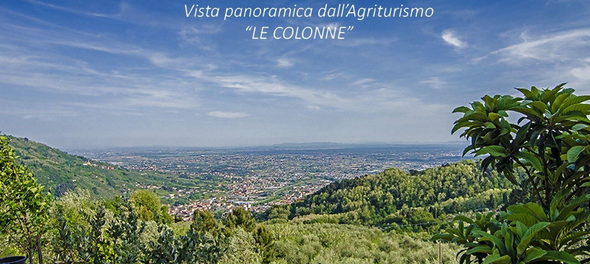 Podere"Sulle Soglie Del Bosco" Appartament And Rooms Пеша Екстериор снимка